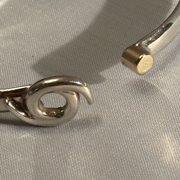 Sonya ltd Sterling & gold Hurricane bracelet - Picture 5 of 6